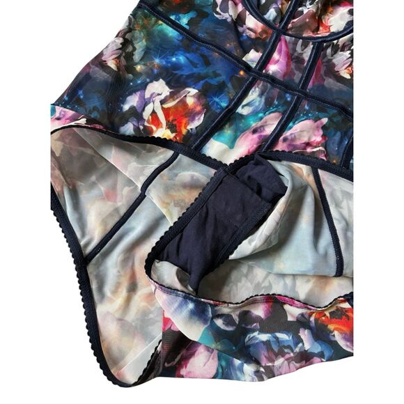 Torrid Curve Simply Mesh Bodysuit size 2 US 2X 18 20 Floral In Galaxy Blue - Picture 6 of 8